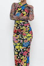 Load image into Gallery viewer, URBAN OUTFITTERS x Black Floral Fitted Midi Dress (XS)