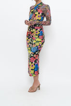 Load image into Gallery viewer, URBAN OUTFITTERS x Black Floral Fitted Midi Dress (XS)