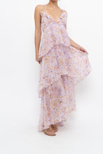 Load image into Gallery viewer, VICTORIA'S SECRET x Lilac Floral Metallic Tiered Maxi Dress (M)