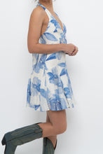 Load image into Gallery viewer, DYNAMITE x Deadstock Blue Floral Halter Mini Dress (XXS, XS)