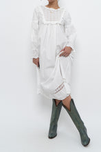 Load image into Gallery viewer, Modern x White Cotton Long Sleeve Lace Dress (XS)