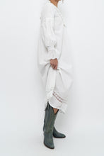Load image into Gallery viewer, Modern x White Cotton Long Sleeve Lace Dress (XS)