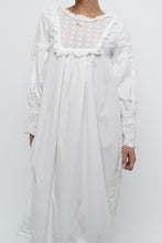 Load image into Gallery viewer, Modern x White Cotton Long Sleeve Lace Dress (XS)
