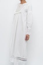 Load image into Gallery viewer, Modern x White Cotton Long Sleeve Lace Dress (XS)