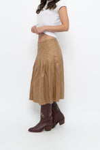 Load image into Gallery viewer, Vintage x Tan Pleated Soft Midi Skirt (S, M)