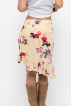 Load image into Gallery viewer, Vintage x Made in Canada x HOLT RENFREW Yellow Floral Silk Midi Skirt (XL)