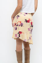 Load image into Gallery viewer, Vintage x Made in Canada x HOLT RENFREW Yellow Floral Silk Midi Skirt (XL)