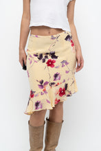 Load image into Gallery viewer, Vintage x Made in Canada x HOLT RENFREW Yellow Floral Silk Midi Skirt (XL)