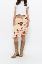Load image into Gallery viewer, Vintage x Made in Canada x HOLT RENFREW Yellow Floral Silk Midi Skirt (XL)