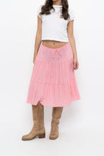 Load image into Gallery viewer, Vintage x Made in USA x Pink Tiered Midi Skirt (S, M)
