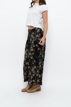 Load image into Gallery viewer, Vintage x OLD NAVY Black Floral Maxi Skirt (XS-M)