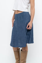 Load image into Gallery viewer, Vintage x Made in Thailand x Blue Linen Midi Skirt (XS, S)