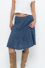 Load image into Gallery viewer, Vintage x Made in Thailand x Blue Linen Midi Skirt (XS, S)