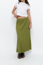 Load image into Gallery viewer, Vintage x Chartreuse Ribbed Stretchy Maxi Skirt (M, L)