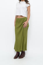 Load image into Gallery viewer, Vintage x Chartreuse Ribbed Stretchy Maxi Skirt (M, L)