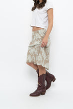 Load image into Gallery viewer, Vintage x LOUBEN Beige, Blue  Floral Midi Skirt (XS)
