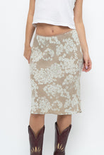 Load image into Gallery viewer, Vintage x LOUBEN Beige, Blue  Floral Midi Skirt (XS)