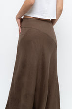 Load image into Gallery viewer, Vintage x EDDIE BAUER Brown Linen Maxi Skirt (L)