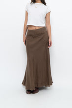 Load image into Gallery viewer, Vintage x EDDIE BAUER Brown Linen Maxi Skirt (L)