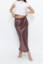 Load image into Gallery viewer, Vintage x Made in Bulgaria x MAXMARA Brown Satin Maxi Skirt (XS-M)