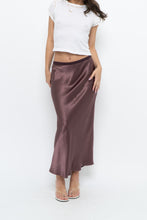 Load image into Gallery viewer, Vintage x Made in Bulgaria x MAXMARA Brown Satin Maxi Skirt (XS-M)