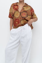 Load image into Gallery viewer, THE GREAT x Red Patterned Satin Short Sleeve Blouse (XS-M)