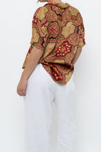 Load image into Gallery viewer, THE GREAT x Red Patterned Satin Short Sleeve Blouse (XS-M)
