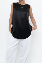 Load image into Gallery viewer, VINCE x Black Flowy Silk Sleeveless Blouse (S, M)