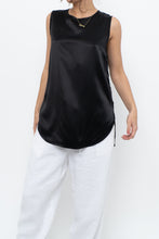 Load image into Gallery viewer, VINCE x Black Flowy Silk Sleeveless Blouse (S, M)