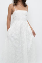 Load image into Gallery viewer, FRNCH PARIS x White Embroidered Cotton Maxi Dress (S)