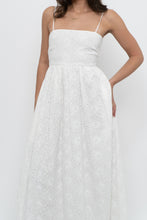 Load image into Gallery viewer, FRNCH PARIS x White Embroidered Cotton Maxi Dress (S)