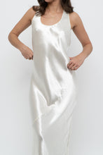 Load image into Gallery viewer, BANANA REPUBLIC x Cream Satin Sleeveless Maxi Dress (S)