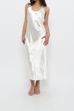 Load image into Gallery viewer, BANANA REPUBLIC x Cream Satin Sleeveless Maxi Dress (S)