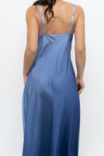 Load image into Gallery viewer, Vintage x JONES NY Blue Ombre Satin Maxi Dress (S, M)