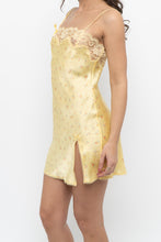 Load image into Gallery viewer, Vintage x VICTORIA'S SECRET Yellow Floral Lace Satin Mini Dress (XS)