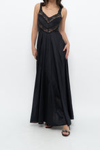 Load image into Gallery viewer, Vintage x Black Lace Maxi Sleep Dress (XS)