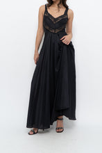 Load image into Gallery viewer, Vintage x Black Lace Maxi Sleep Dress (XS)