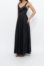 Load image into Gallery viewer, Vintage x Black Lace Maxi Sleep Dress (XS)