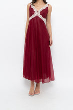 Load image into Gallery viewer, Vintage x Nylon Red Lace Maxi Slip (S)
