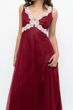 Load image into Gallery viewer, Vintage x Nylon Red Lace Maxi Slip (S)