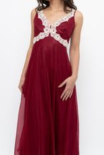 Load image into Gallery viewer, Vintage x Nylon Red Lace Maxi Slip (S)