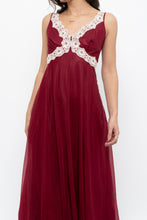 Load image into Gallery viewer, Vintage x Nylon Red Lace Maxi Slip (S)