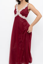 Load image into Gallery viewer, Vintage x Nylon Red Lace Maxi Slip (S)