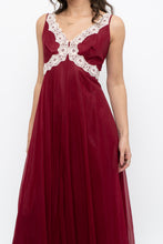 Load image into Gallery viewer, Vintage x Nylon Red Lace Maxi Slip (S)