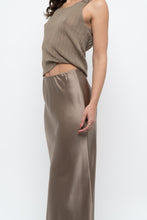 Load image into Gallery viewer, SOPHIE GRACE x Olive Silk-blend Maxi Skirt (XS, S)