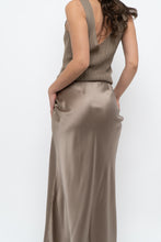 Load image into Gallery viewer, SOPHIE GRACE x Olive Silk-blend Maxi Skirt (XS, S)