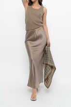 Load image into Gallery viewer, SOPHIE GRACE x Olive Silk-blend Maxi Skirt (XS, S)