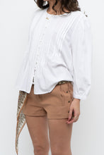Load image into Gallery viewer, LEVI'S x White Cotton, Linen Buttoned Blouse (S, M)