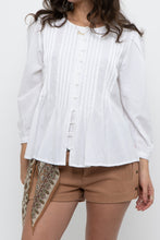 Load image into Gallery viewer, LEVI'S x White Cotton, Linen Buttoned Blouse (S, M)