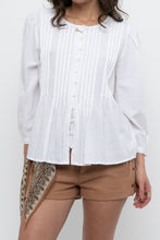 Load image into Gallery viewer, LEVI'S x White Cotton, Linen Buttoned Blouse (S, M)
